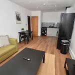 公寓 Modern 1 Bedroom In Morley With Parking 利兹