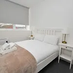 Modern 1 Bedroom In Morley With Parking * 利兹