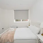 Modern 1 Bedroom In Morley With Parking 公寓 *
