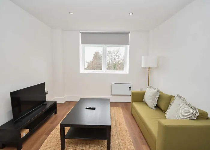 Modern 1 Bedroom In Morley With Parking Apartamento