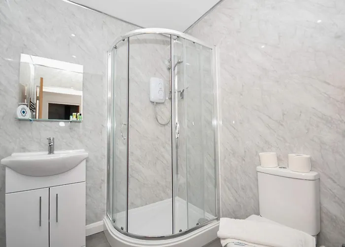 Modern 1 Bedroom In Morley With Parking Apartamento